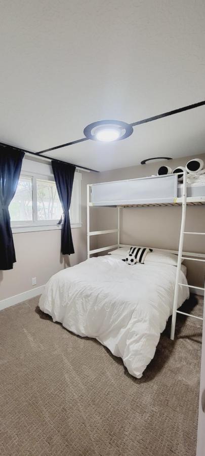 3 Bed 2 Bath Full Accessible Townhome In Heart Of Slc 南约旦 外观 照片