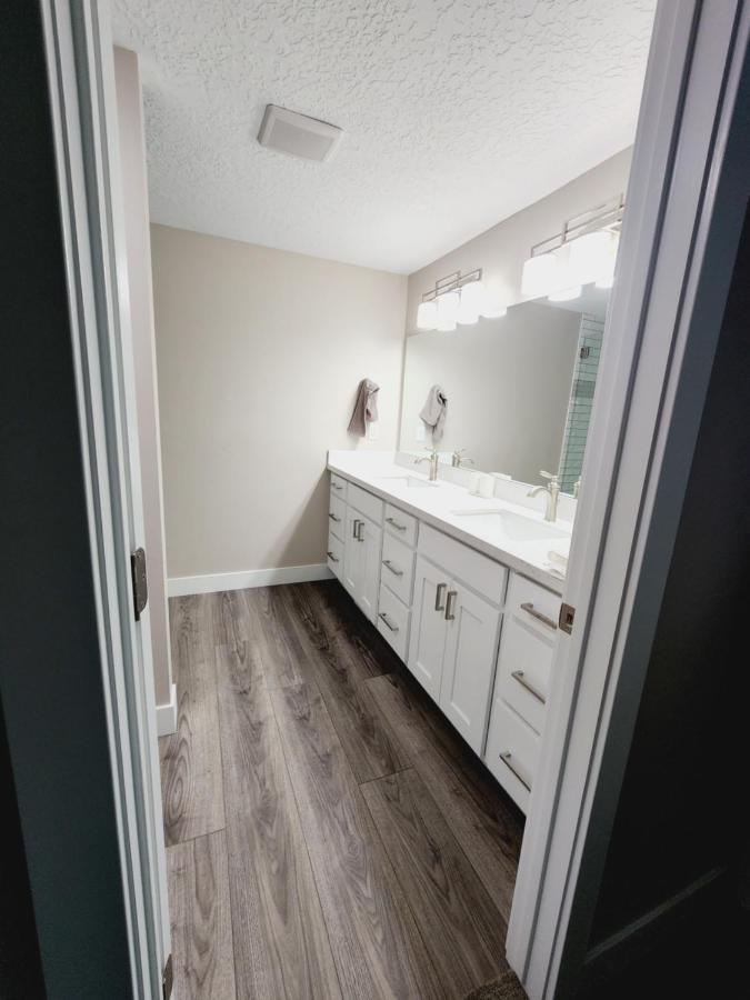 3 Bed 2 Bath Full Accessible Townhome In Heart Of Slc 南约旦 外观 照片