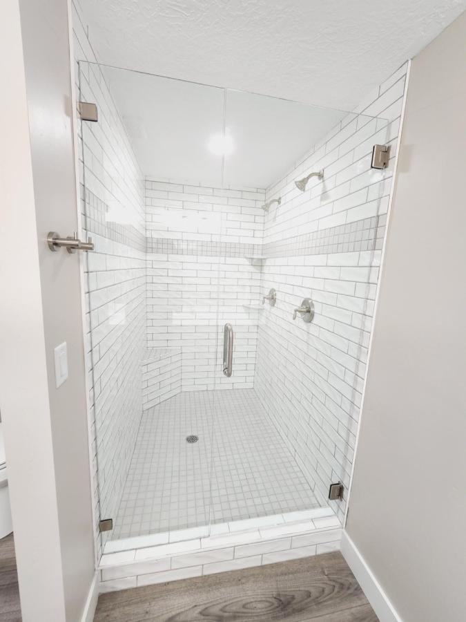 3 Bed 2 Bath Full Accessible Townhome In Heart Of Slc 南约旦 外观 照片